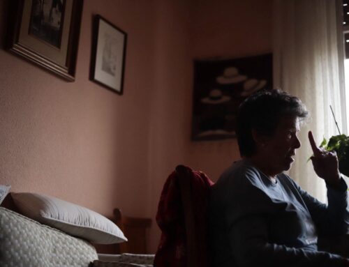 Orden de desahucio contra una vecina de 87 años en el barrio de Retiro